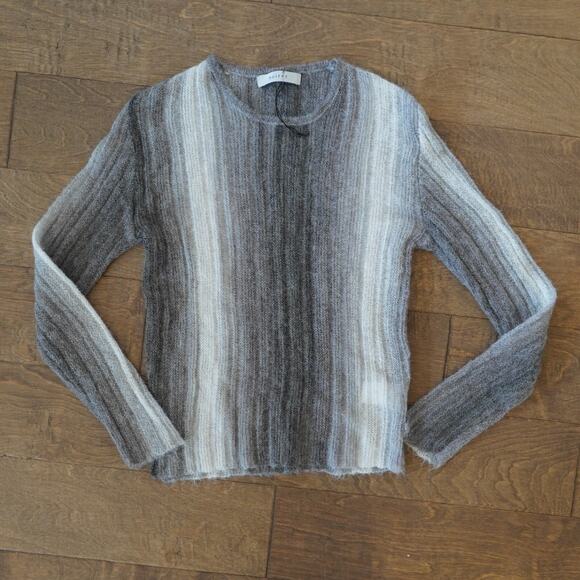 Noirer Lightweight Sheer Wool Blend Sweater Size S/M - Picture 3 of 9